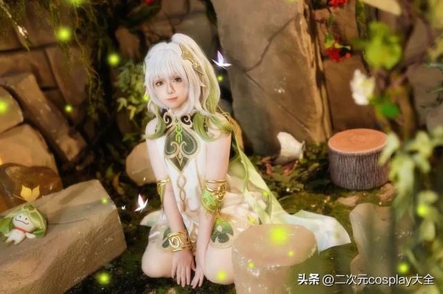 《原神》​纳西妲cos，这么乖的小可爱，我决定直接抱走啦！-1.jpg