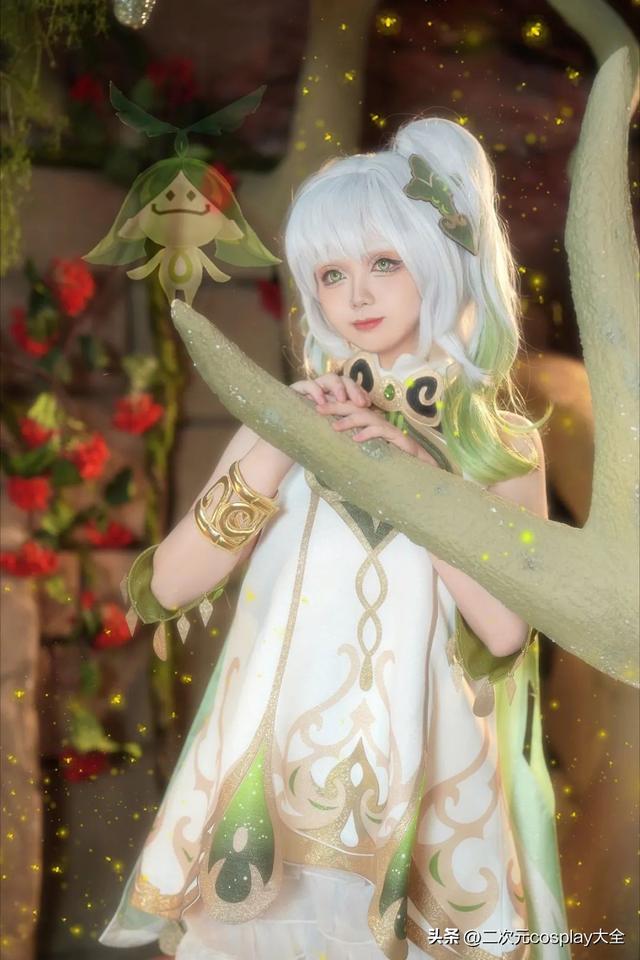 《原神》​纳西妲cos，这么乖的小可爱，我决定直接抱走啦！-4.jpg