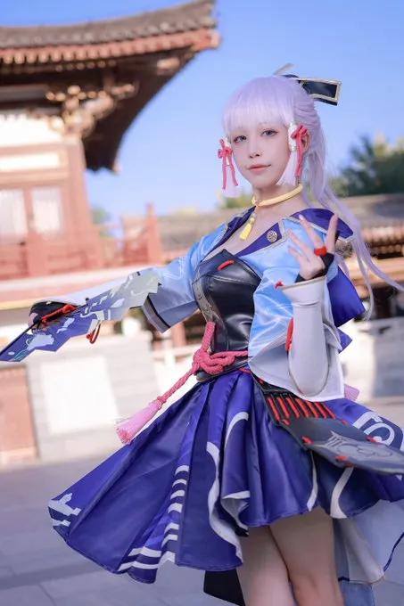 二次元美少女cosplay-3.jpg