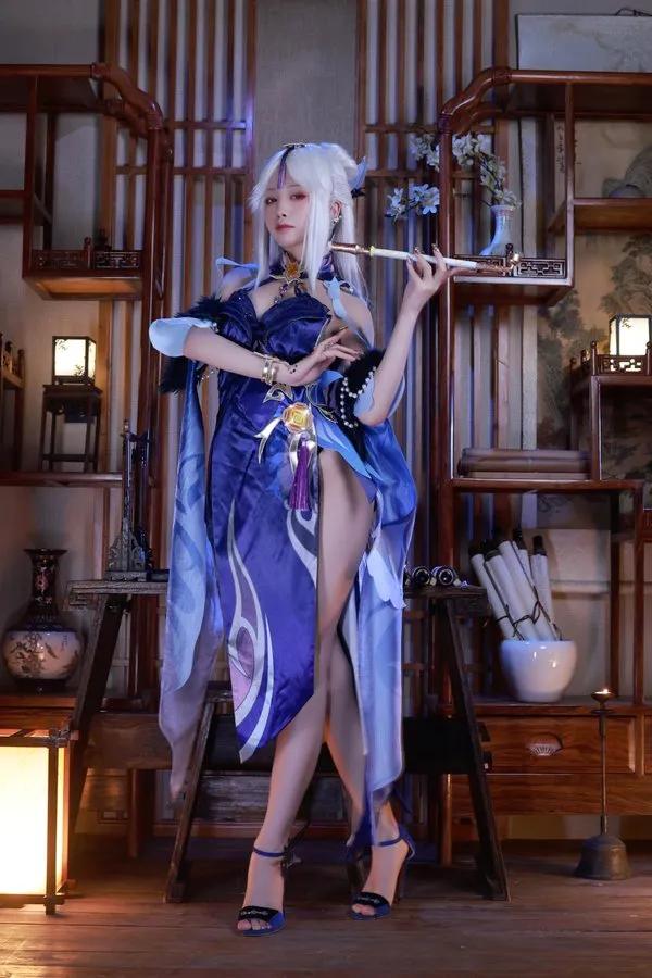 二次元美少女cosplay-2.jpg
