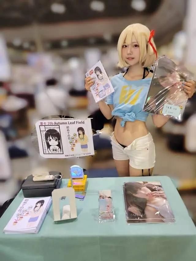 漫展物品遗落在公车，司机说要翻包确认，网友表示：十分羞耻-2.jpg
