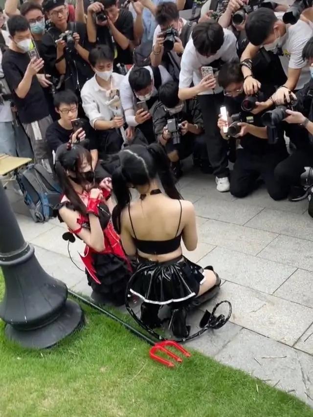 买个模型机就能去约coser？原来圈外人对漫展的还有这么多误解-2.jpg