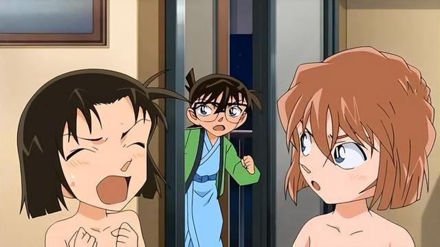 柯南这小子不行啊，对灰原哀“揩油”这么多次-4.jpg