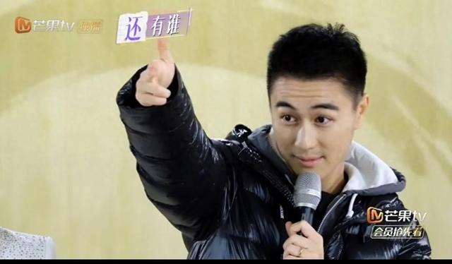 何猷君这个动作让我长见识了-1.jpg