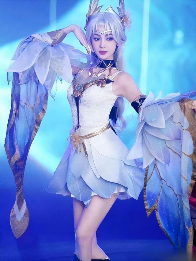 中国明星 cosplay 日本角色，谁最入木三分？-8.jpg