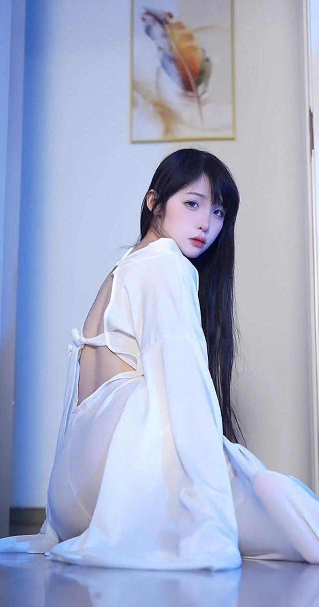 超级惊艳的三位幽灵娘cos，不仅身材好，长的也是绝美！-1.jpg