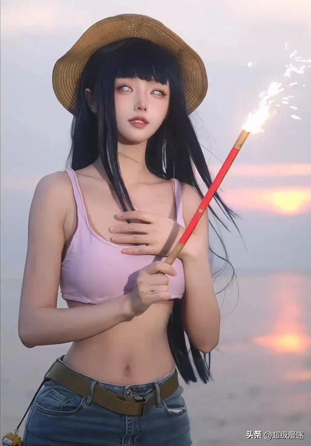 走路摇小姐姐cos雏田，性感爆表！二次元宅男：这谁顶得住啊？-3.jpg