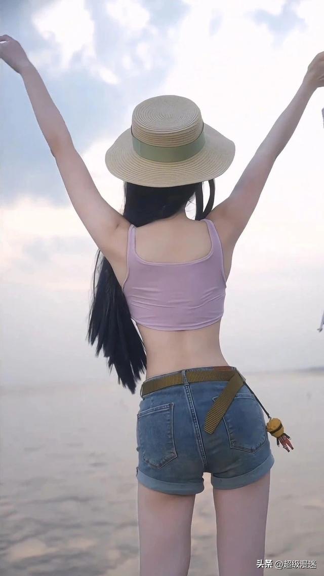 走路摇小姐姐cos雏田，性感爆表！二次元宅男：这谁顶得住啊？-6.jpg