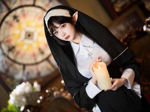 二次元cosplay,超清晰唯美修士美女图！-5.jpg