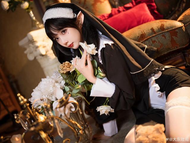 二次元cosplay,超清晰唯美修士美女图！-18.jpg