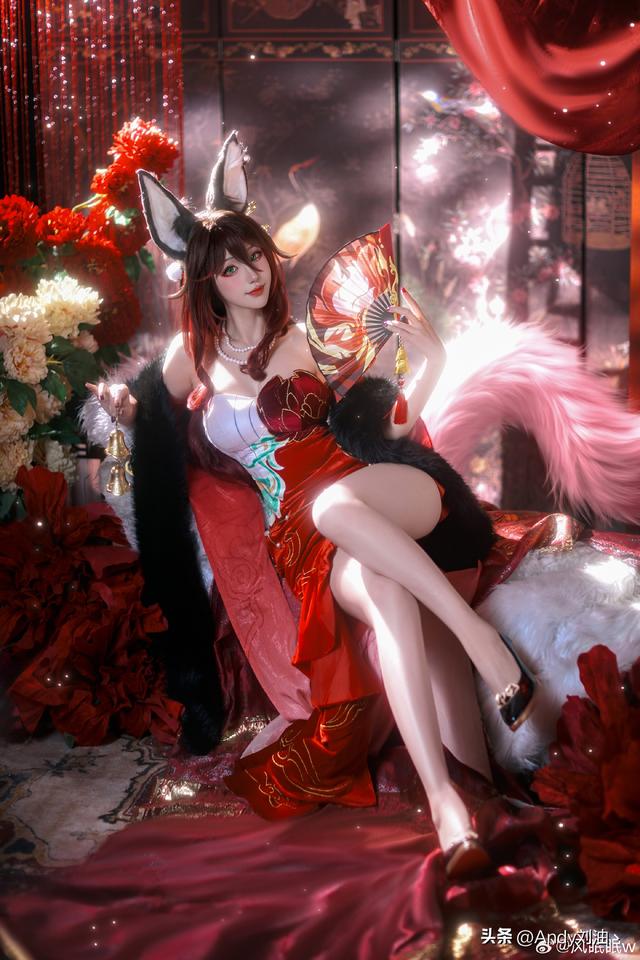狐妖、华丽少女与圣诞萌妹，哪款 cos 是你的二次元本命？-8.jpg