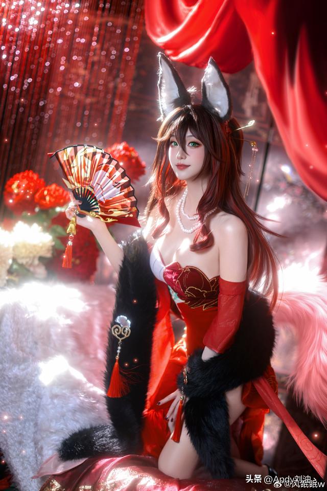 狐妖、华丽少女与圣诞萌妹，哪款 cos 是你的二次元本命？-7.jpg