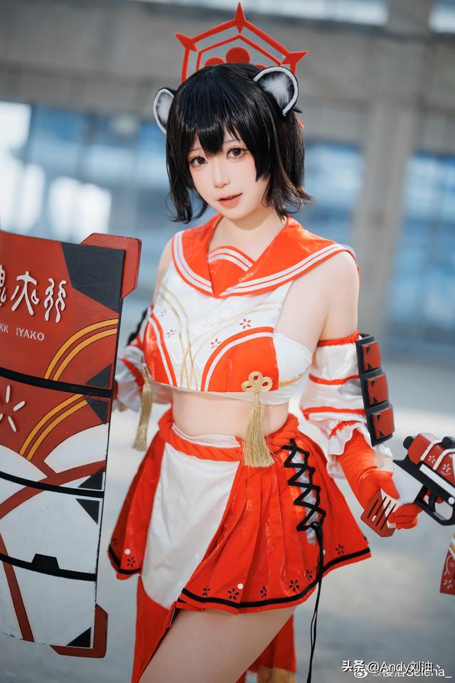 炸裂！二次元神级 Cosplay，科技少女与羽衣仙子谁更绝？-4.jpg