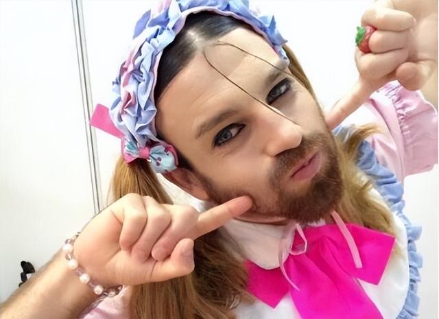 女装大佬和伪娘，不只是打扮的差别！-3.jpg