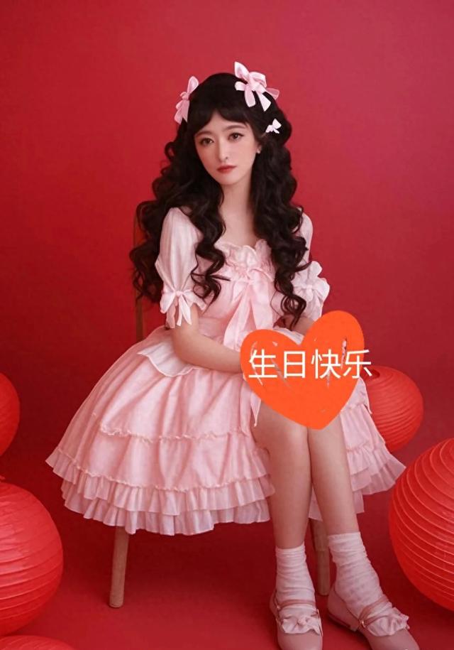 大叔过生日被爆改甜妹系列-1.jpg