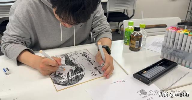 如果ACGN有耻辱柱，那这几位都是柱子上闪耀的挂件-2.jpg