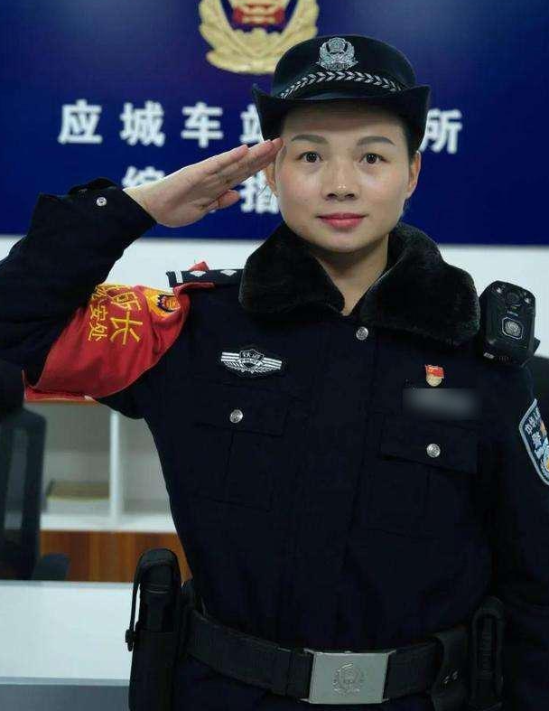 1998年特大洪水中，6岁女孩抱树坚持9小时后获救，如今她怎样了？-2.jpg
