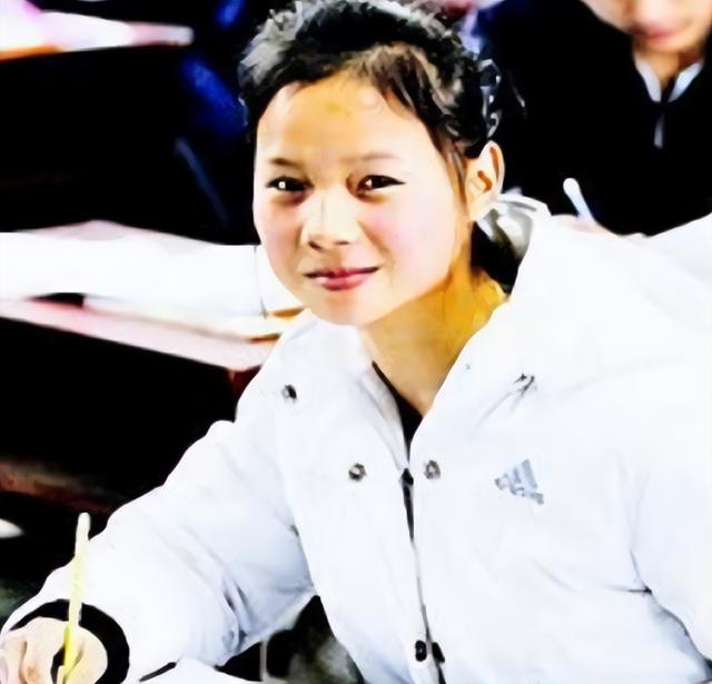 1998年特大洪水中，6岁女孩抱树坚持9小时后获救，如今她怎样了？-6.jpg
