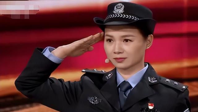 1998年特大洪水中，6岁女孩抱树坚持9小时后获救，如今她怎样了？-12.jpg
