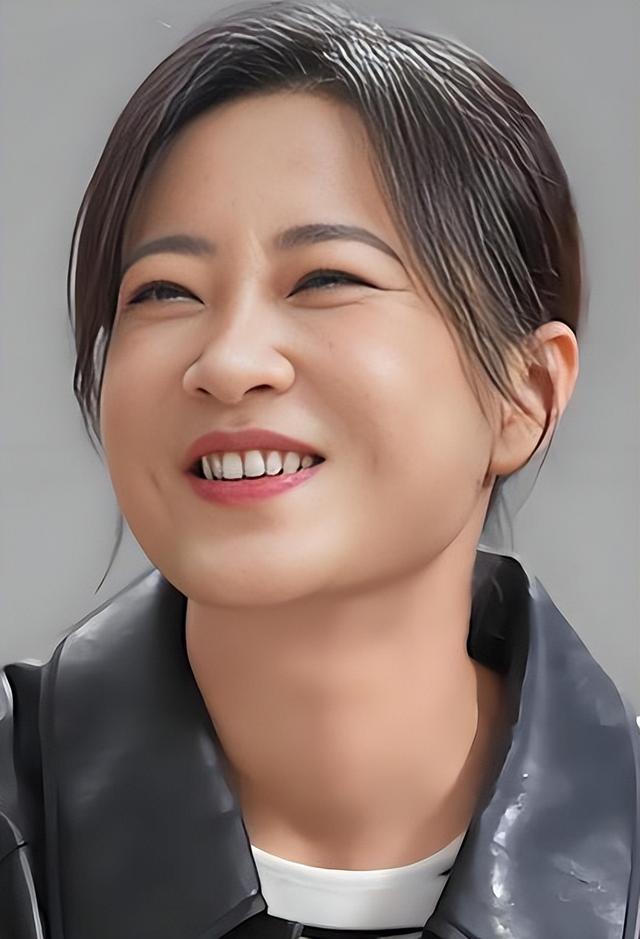 消失春晚3年，退出综艺节目，瘦下来的贾玲，如今怎么样了？-26.jpg