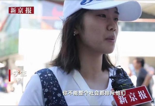 抵制小鲜肉娘炮过后，“女装大佬”康雅雅账号被封，网友：不理解-15.jpg