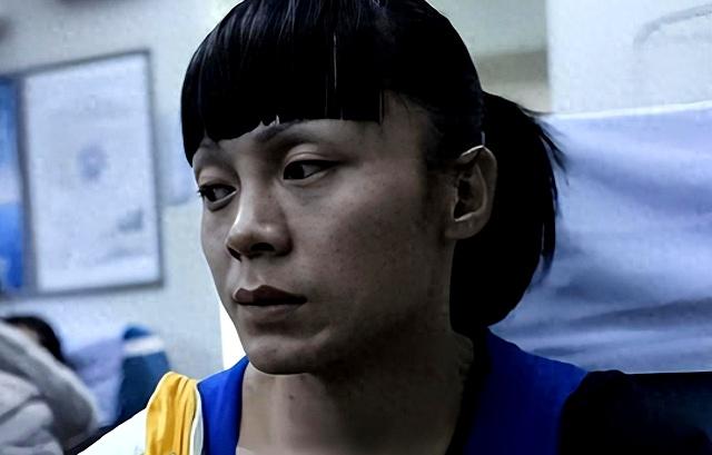 四川变性人李二毛：17岁时不顾劝阻变成女人，34岁时直言后悔了-2.jpg