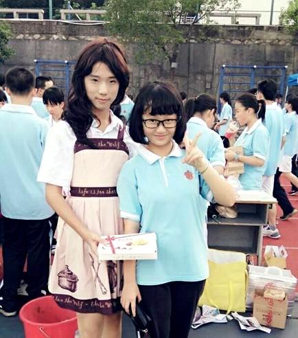 “伪娘”高考状元走红，背后故事暖人心-1.jpg