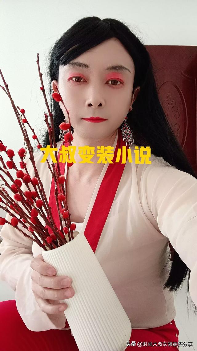 变装小说：第十七章陈建国第一次穿女装走出了家门！-1.jpg