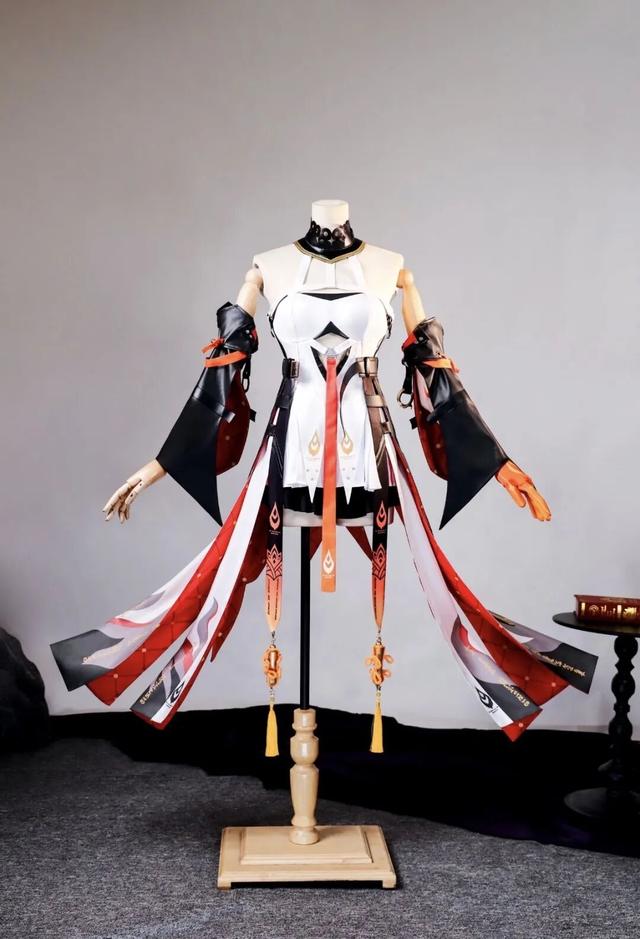 cosplay二次元|鸣潮长离｜你被困在雨里了吗？-6.jpg