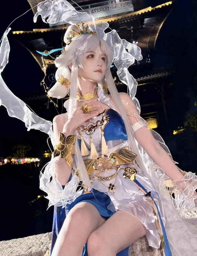 cosplay二次元｜手游|落星盏嫦娥.以星为衣，以月为冠，此乃月下神女-15.jpg