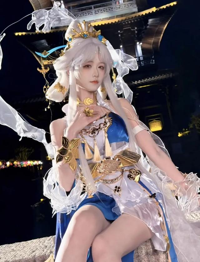 cosplay二次元｜手游|落星盏嫦娥.以星为衣，以月为冠，此乃月下神女-14.jpg