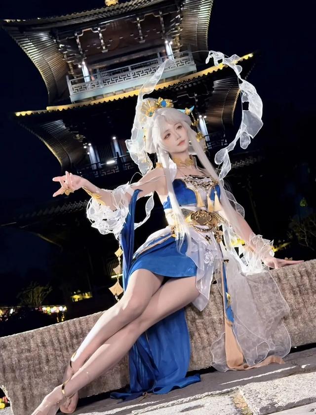 cosplay二次元｜手游|落星盏嫦娥.以星为衣，以月为冠，此乃月下神女-18.jpg