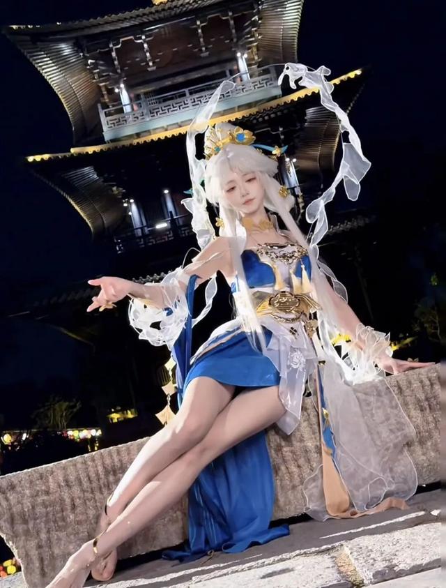 cosplay二次元｜手游|落星盏嫦娥.以星为衣，以月为冠，此乃月下神女-19.jpg