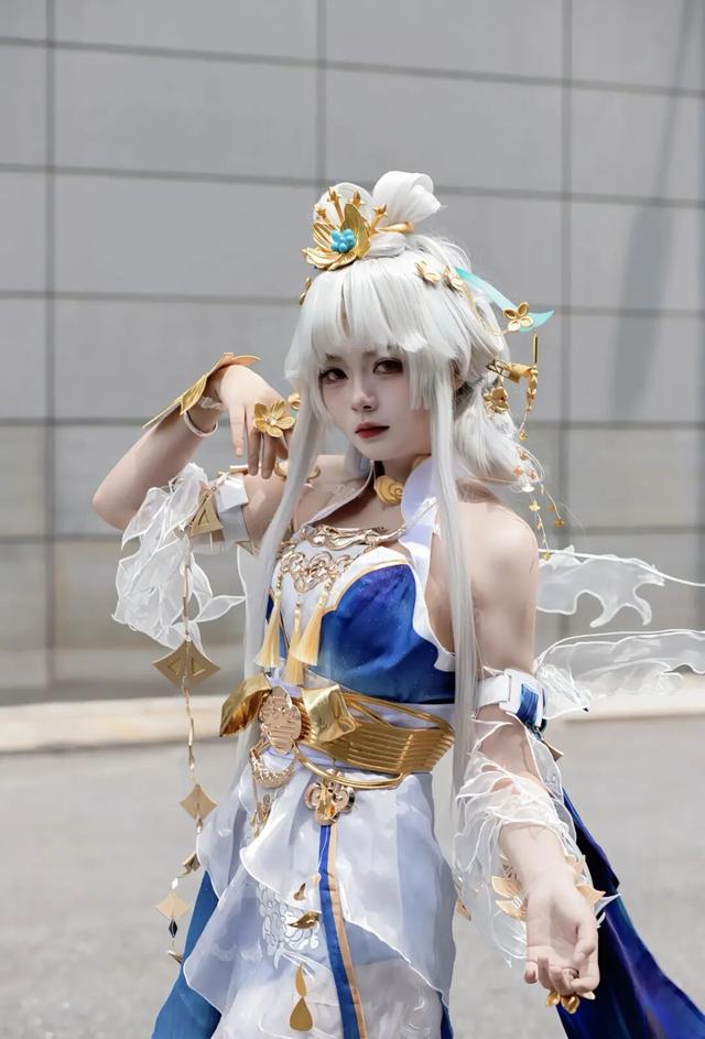 cosplay二次元｜手游|落星盏嫦娥.以星为衣，以月为冠，此乃月下神女-23.jpg