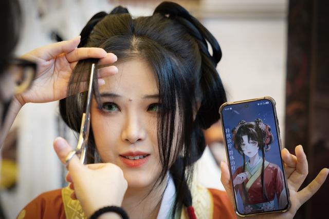 【城事】国风Cosplay“燃”动上海：一场属于二次元年轻人的双向奔赴-7.jpg