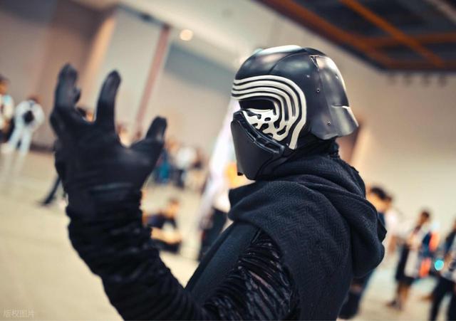 二次元面具下的青春：深圳中学生cosplay热潮-3.jpg