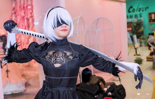 二次元面具下的青春：深圳中学生cosplay热潮-6.jpg