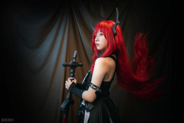二次元面具下的青春：深圳中学生cosplay热潮-5.jpg