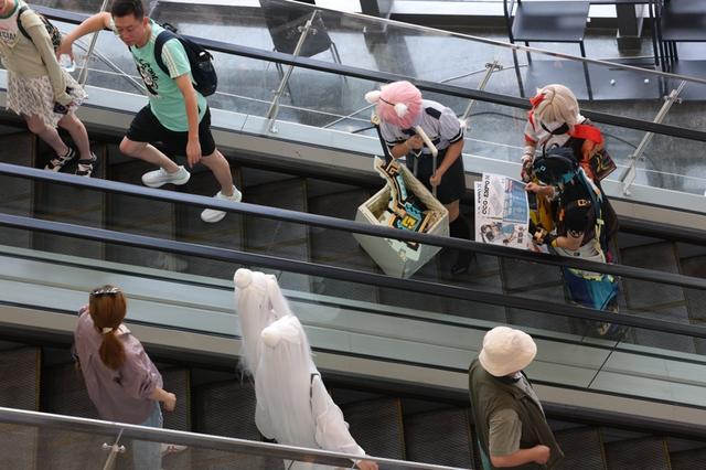 “二次元”打工人②｜Cosplay背后的“造梦者”-6.jpg