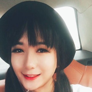 斗鱼伪娘主播 哈尼九变为你讲解变装技巧